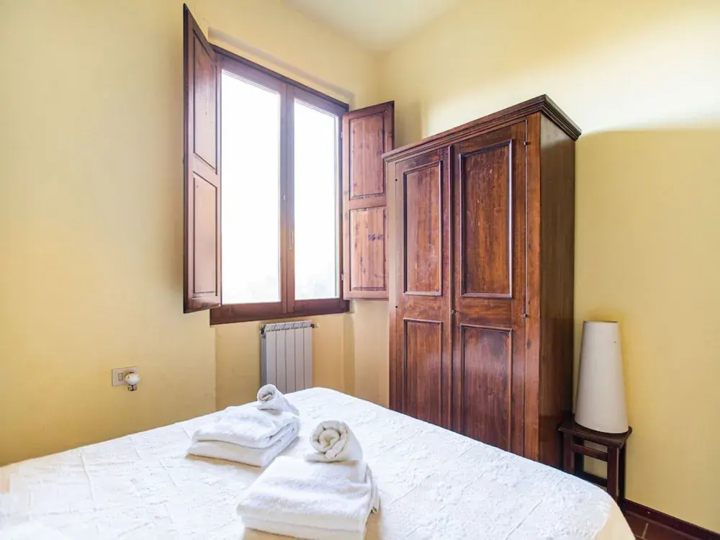 Pleasant Cottage in Asnieres With Terrace