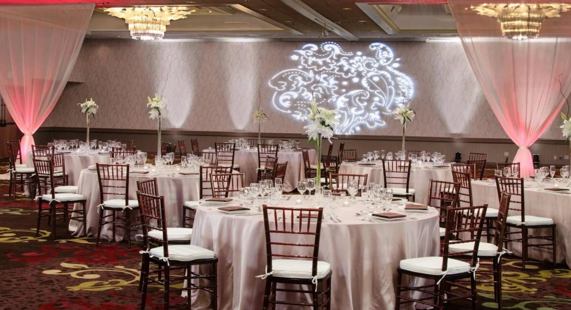 DoubleTree by Hilton Hotel Sonoma Wine Country