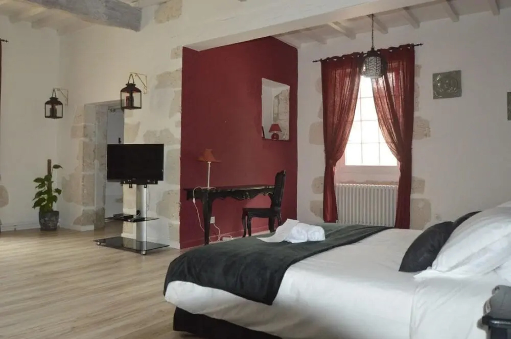 Moulin de Jouenery et Spa