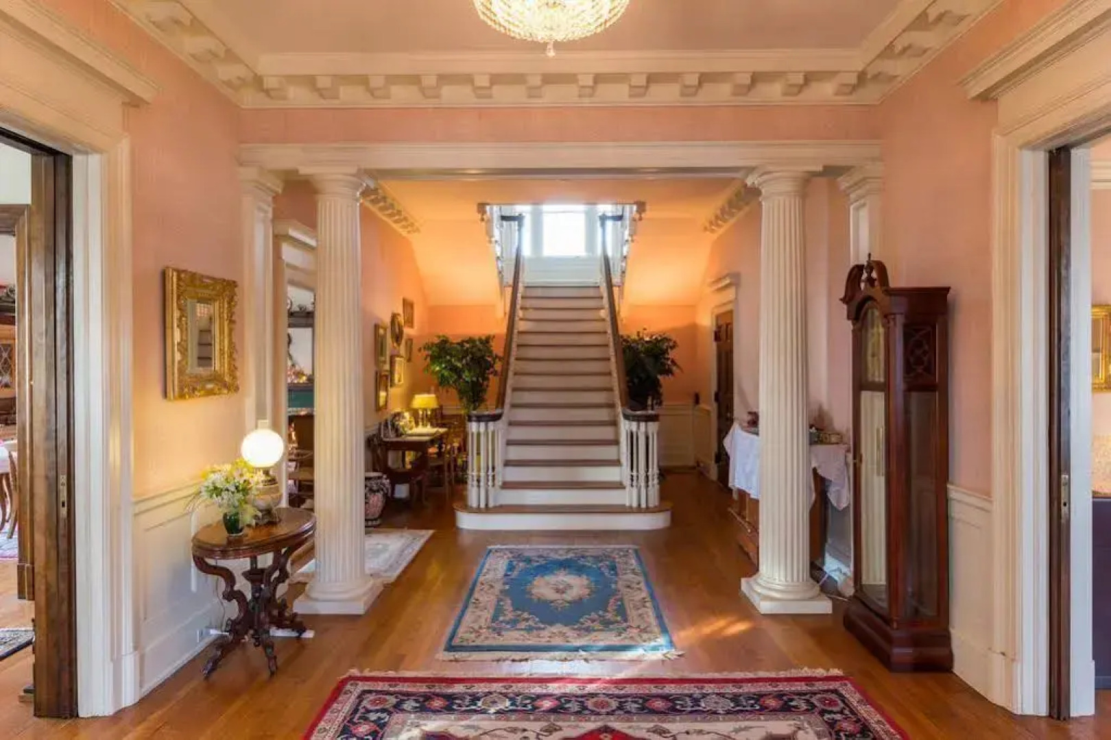 Federal Crest Inn Bed & Breakfast