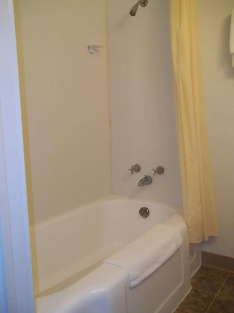 Sudbury Court Motel and RV Park