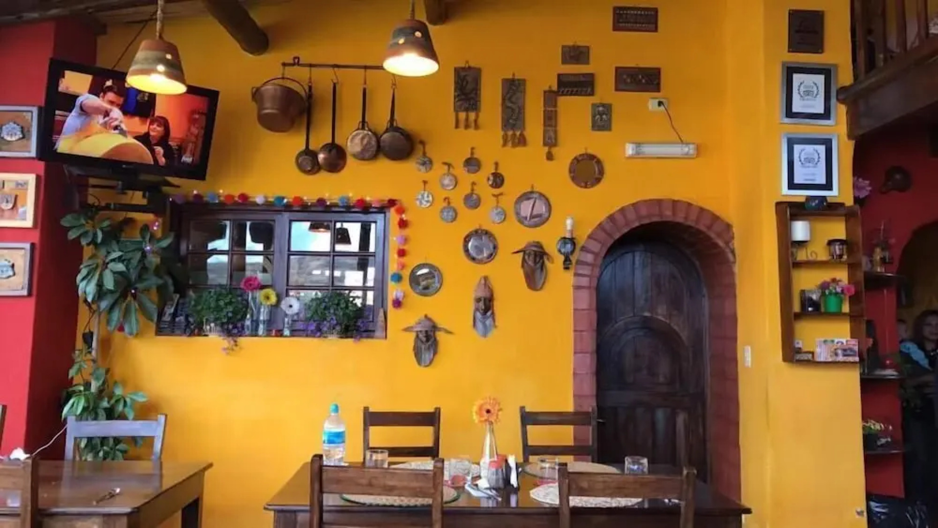 La Casa de Barro Lodge & Restaurant