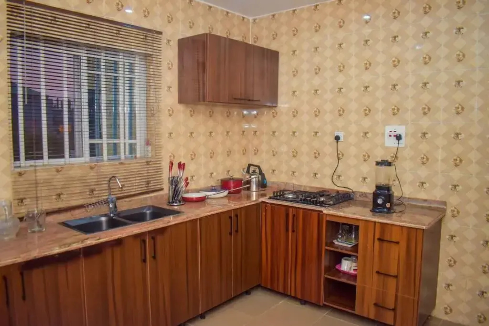 Entire Beautiful Three Bedrooms Apartments