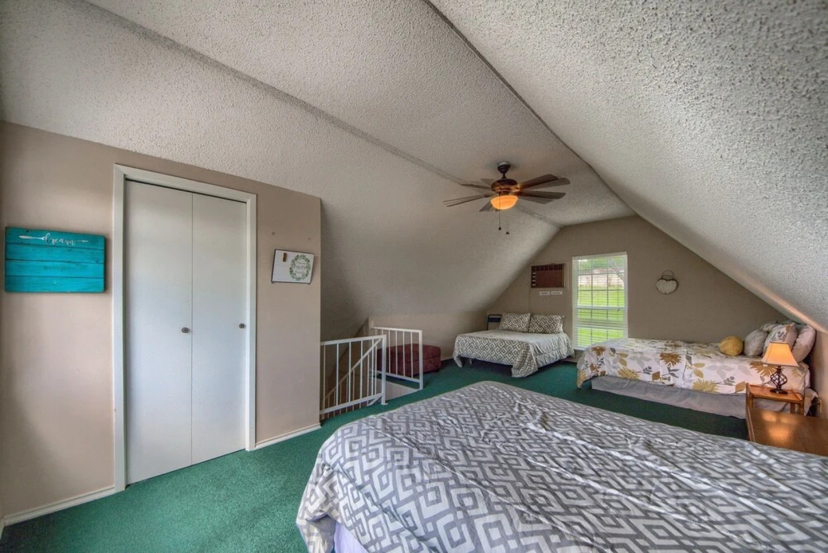 A Shore Thing Cl1105c 1 Bedroom Cottage by RedAwning