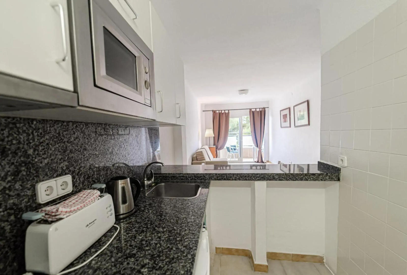 El Cortijo Apartments