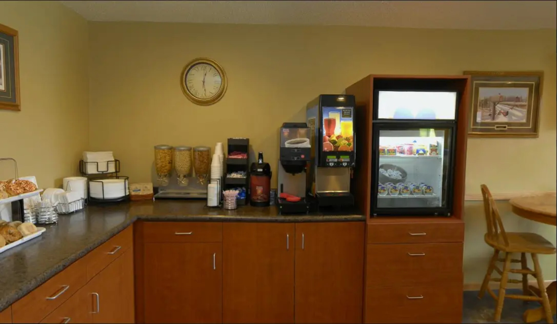 Americas Best Value Inn & Suites International Falls