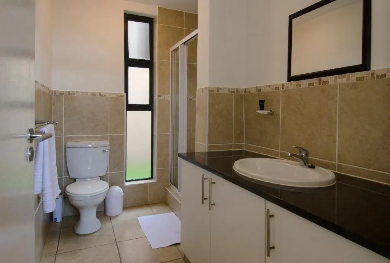 4 Es Paradis La Mercy Beachfront