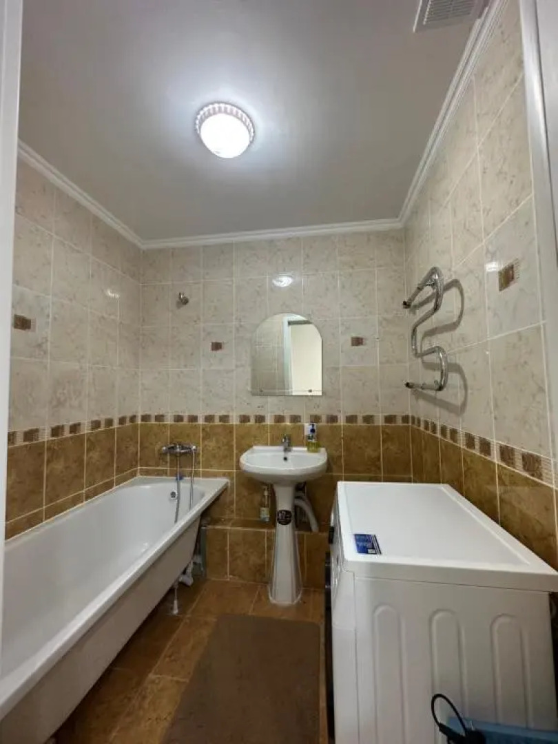 Улица Сарайшык 5а ЖК Лазурный