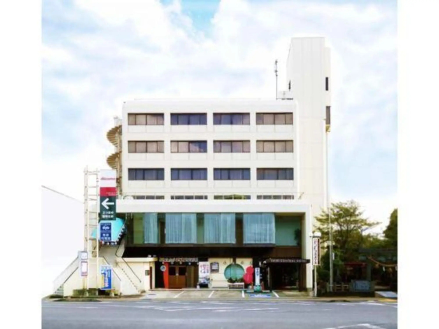 Saiki Central Hotel