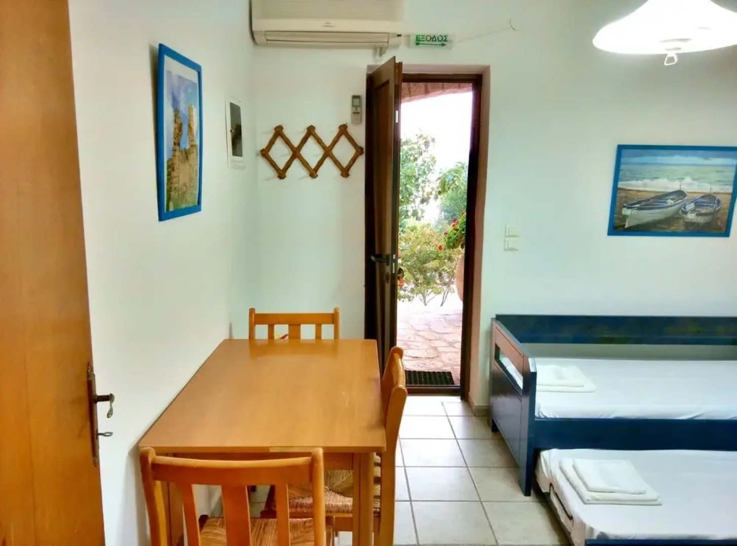 Studio in Gialia, With Wonderful sea View and Enclosed Garden - 30 m From the Beach