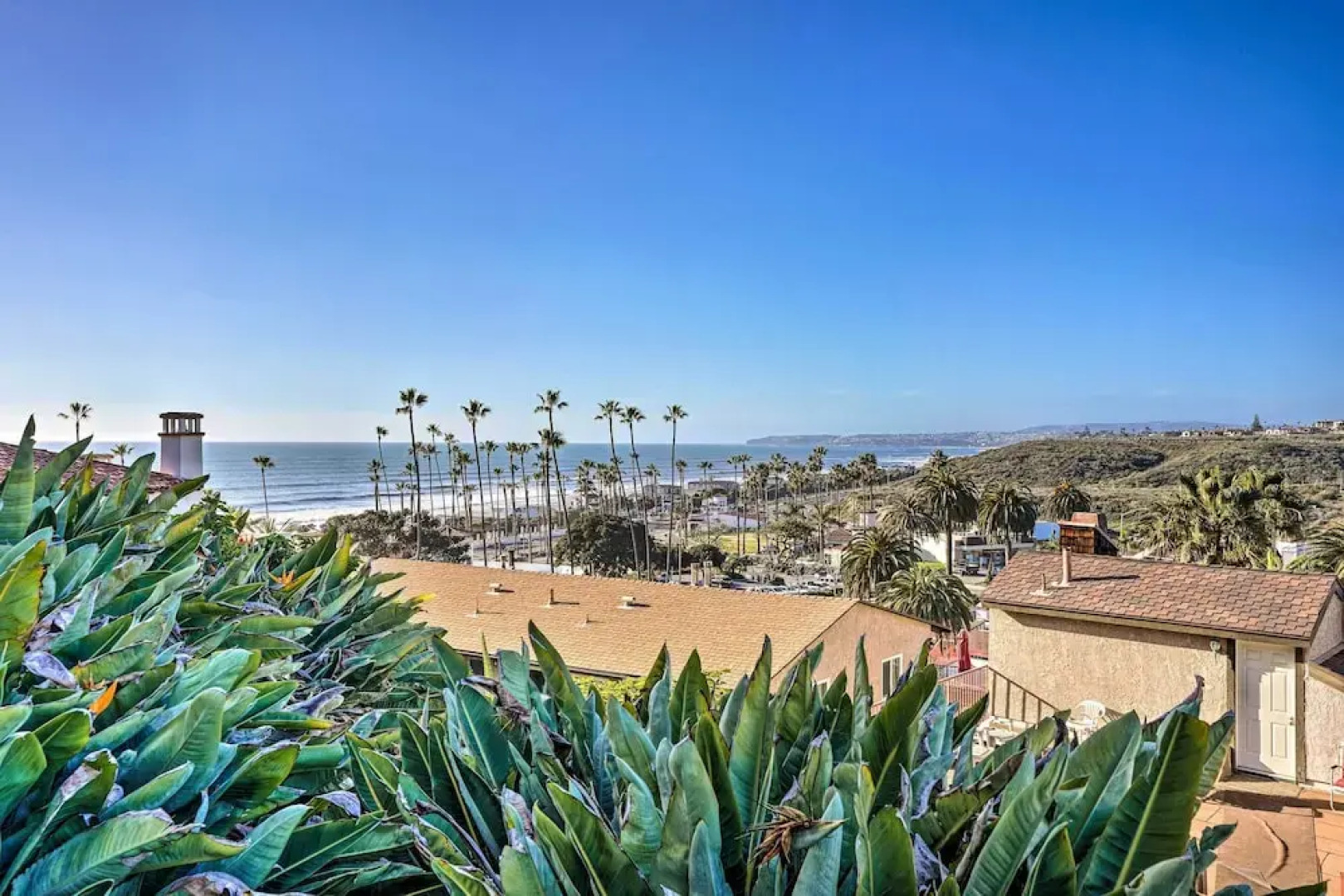San Clemente Condo w/ Gorgeous Views: Near Beach!