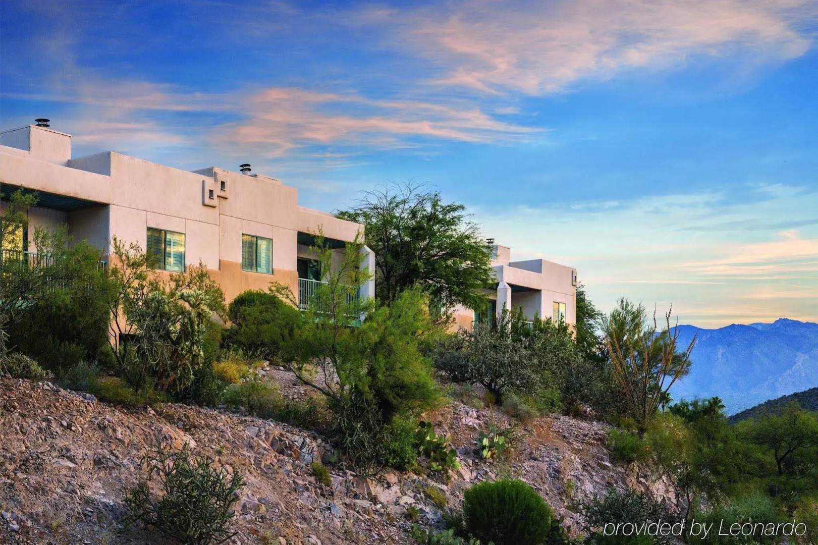 Starr Pass Golf Suites