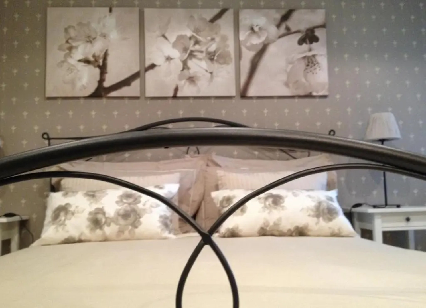 Cherry House Bed&Breakfast