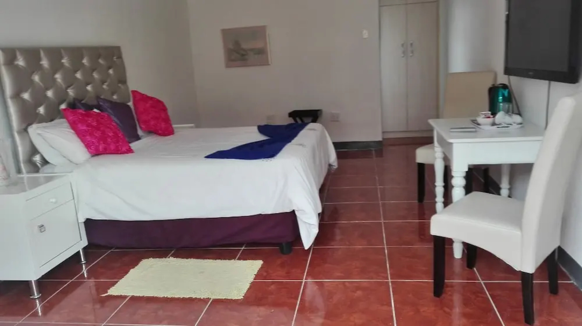 Thembisi Guesthouse