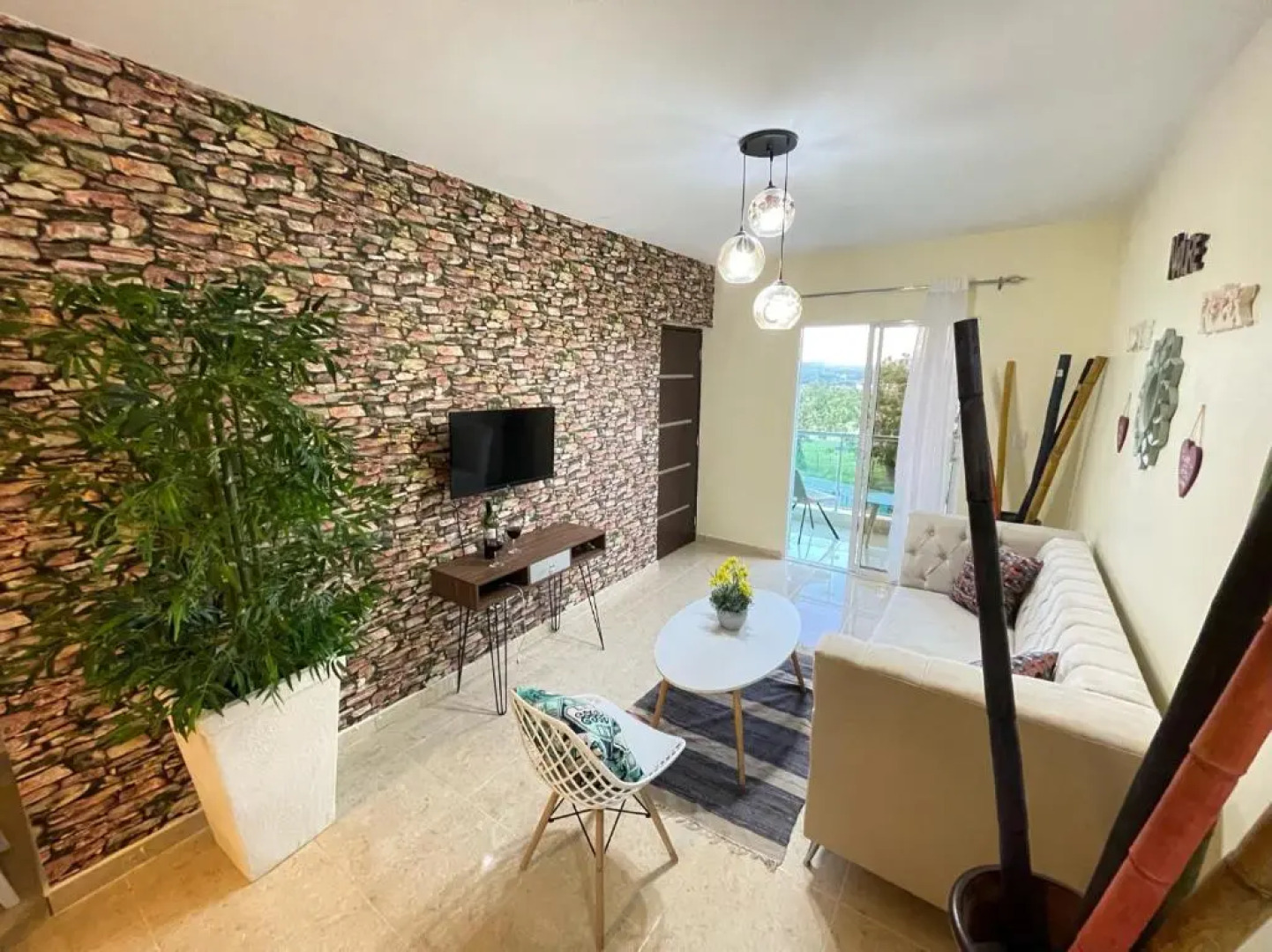 A-3 apartamentos al pie de la montaña con piscina