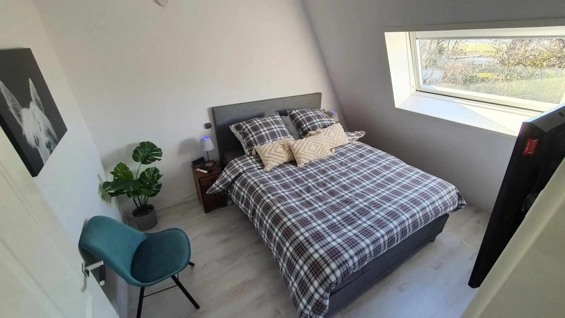 Lake House 74, luxury accommodation