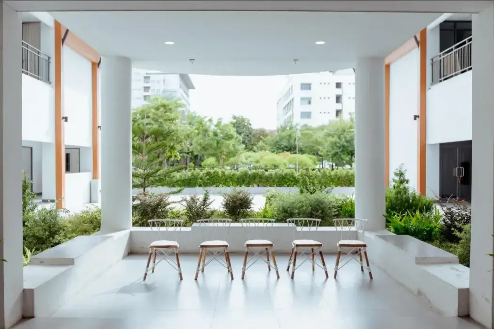 RUS Hotel&Convention