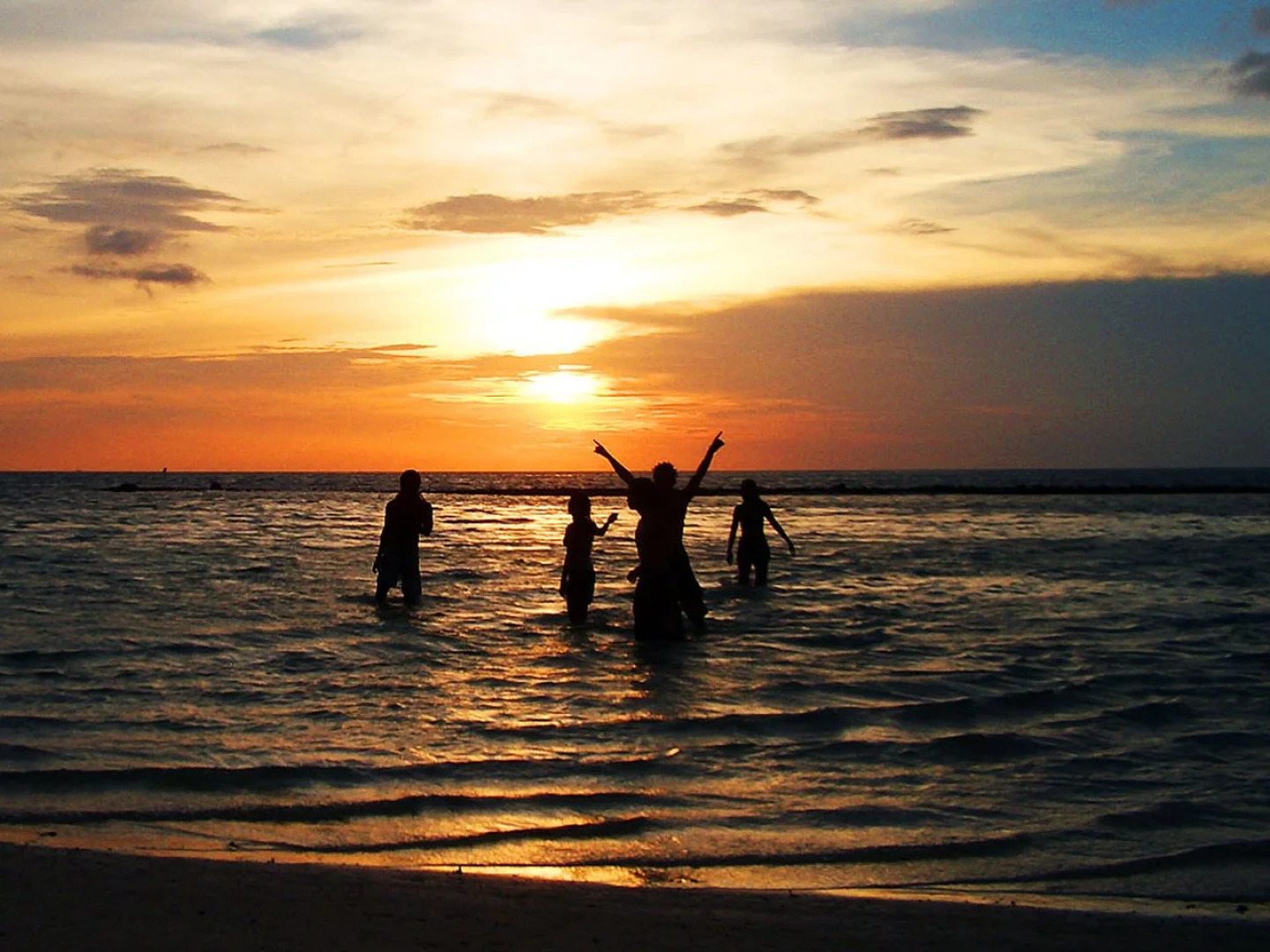 Shiralea Island Resort