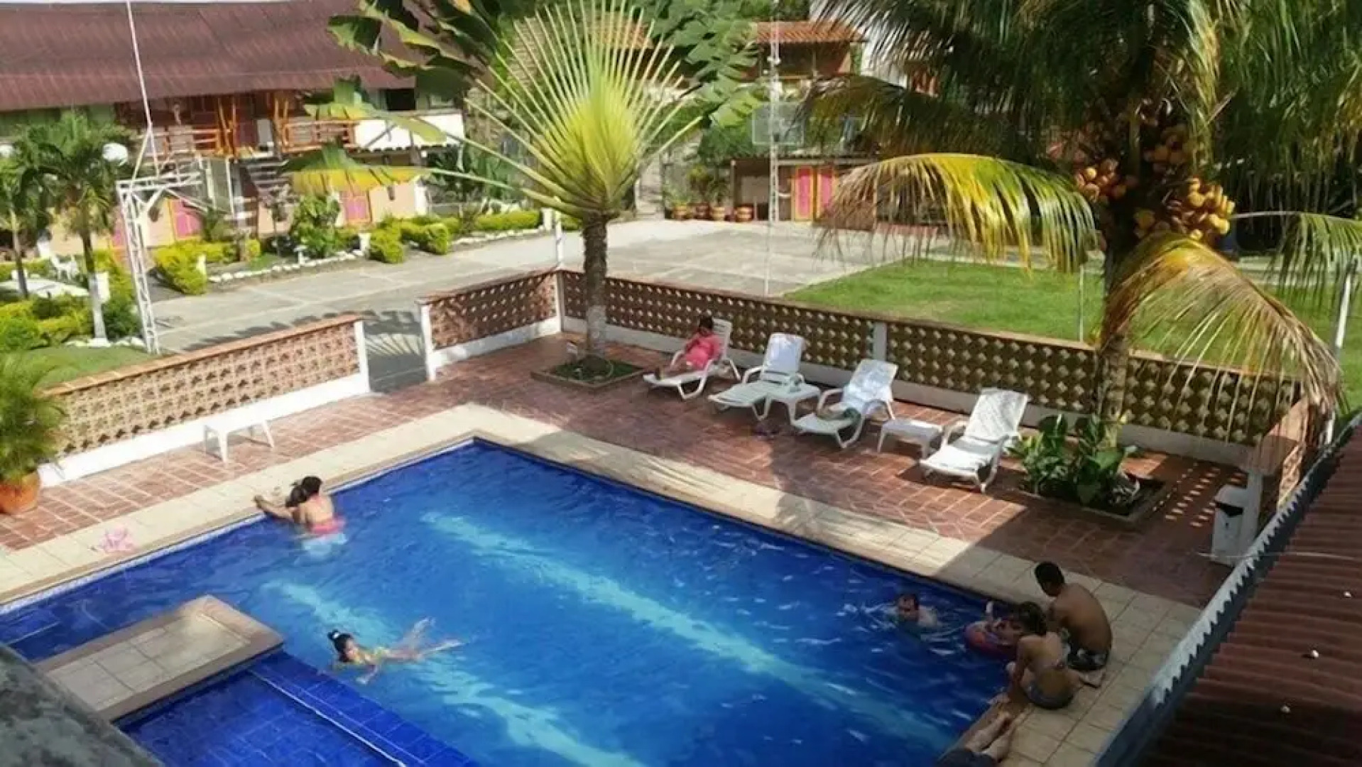 Hotel Campestre La Viña