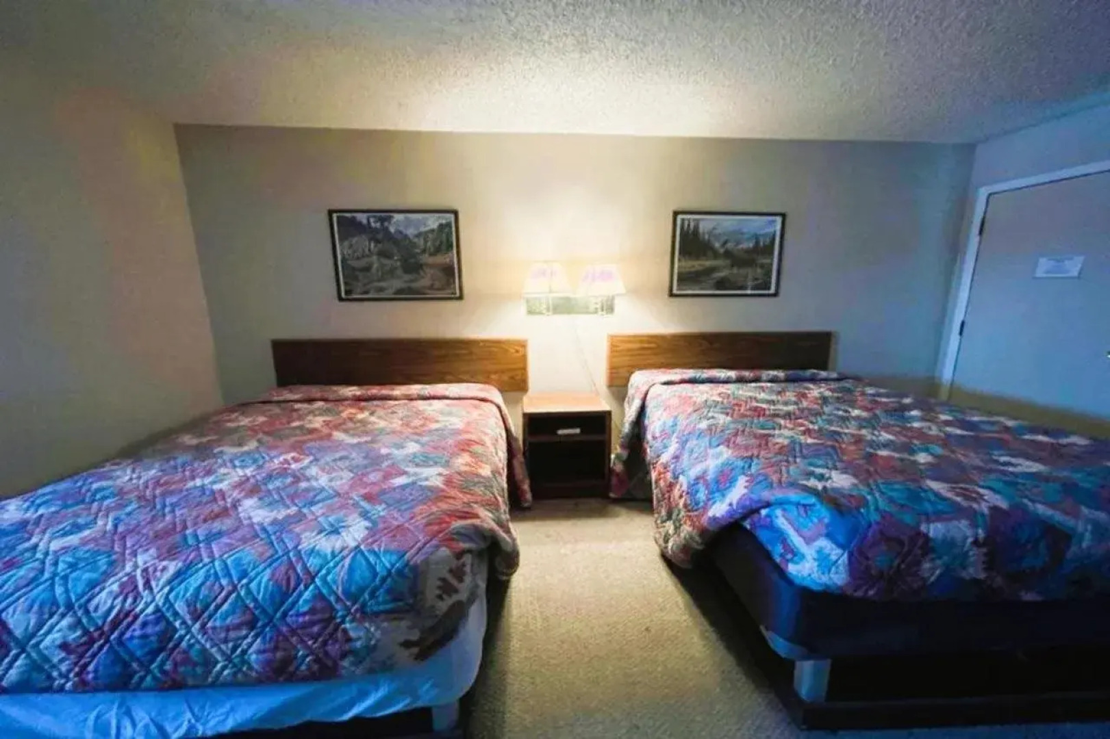 Love Hotels Desert Inn & RV by OYO at Boysen Wind River WY