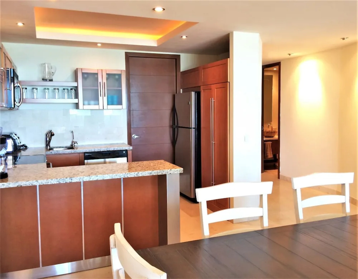 Encanto Living 0202 1BR by Kivoya