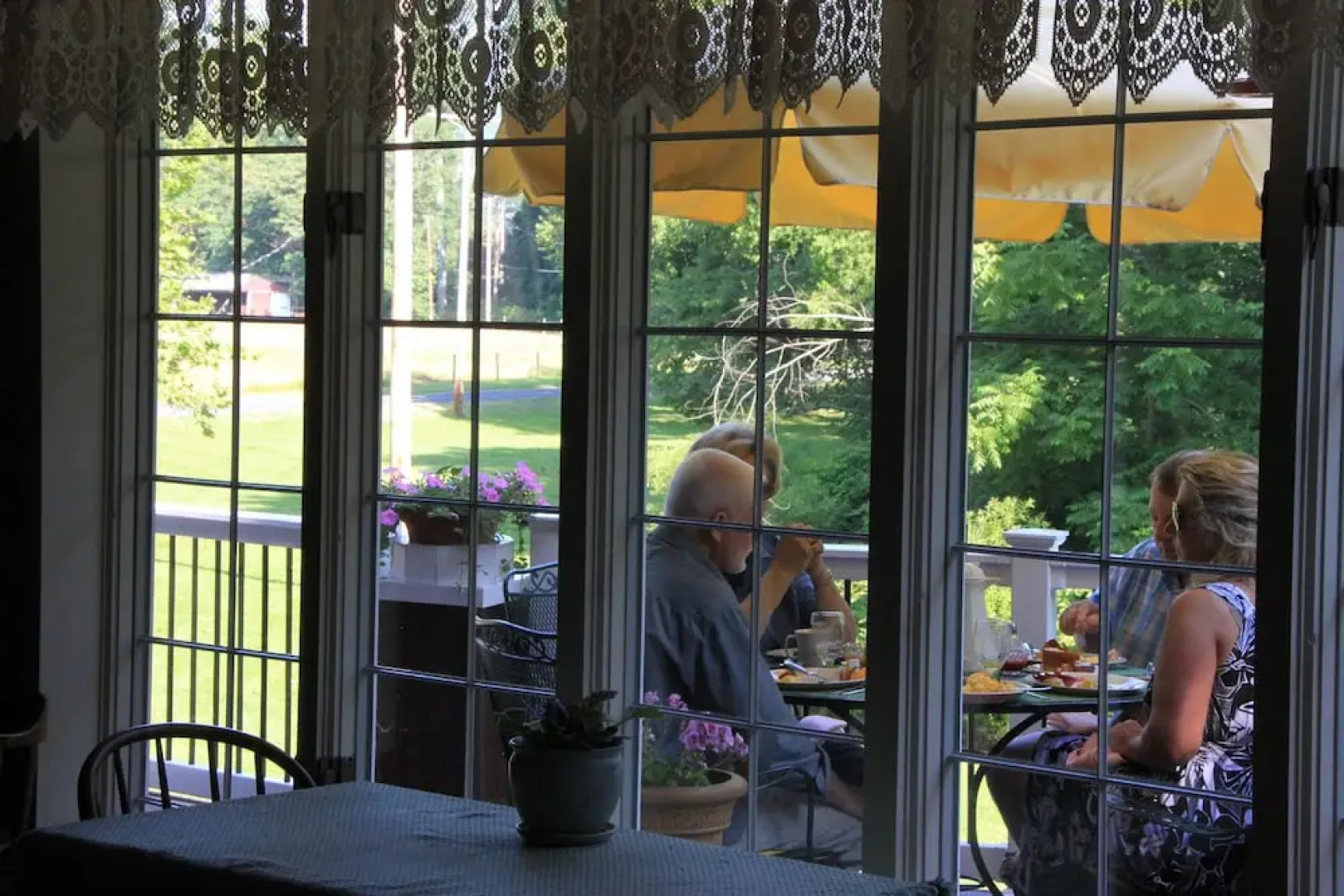 Hickory Bridge Farm Restaurant