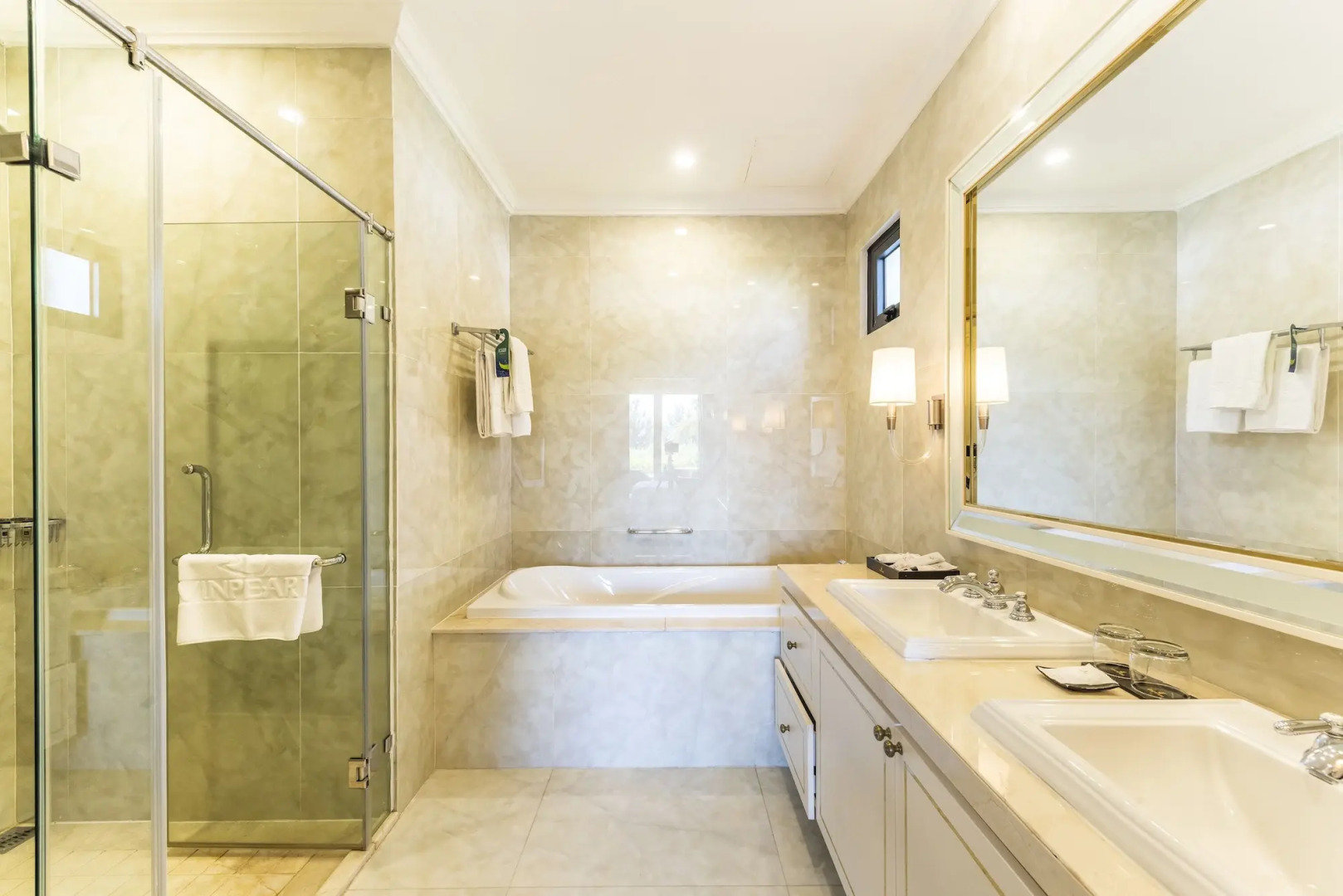 Vinpearl Cua Hoi, Affiliated by Meliá