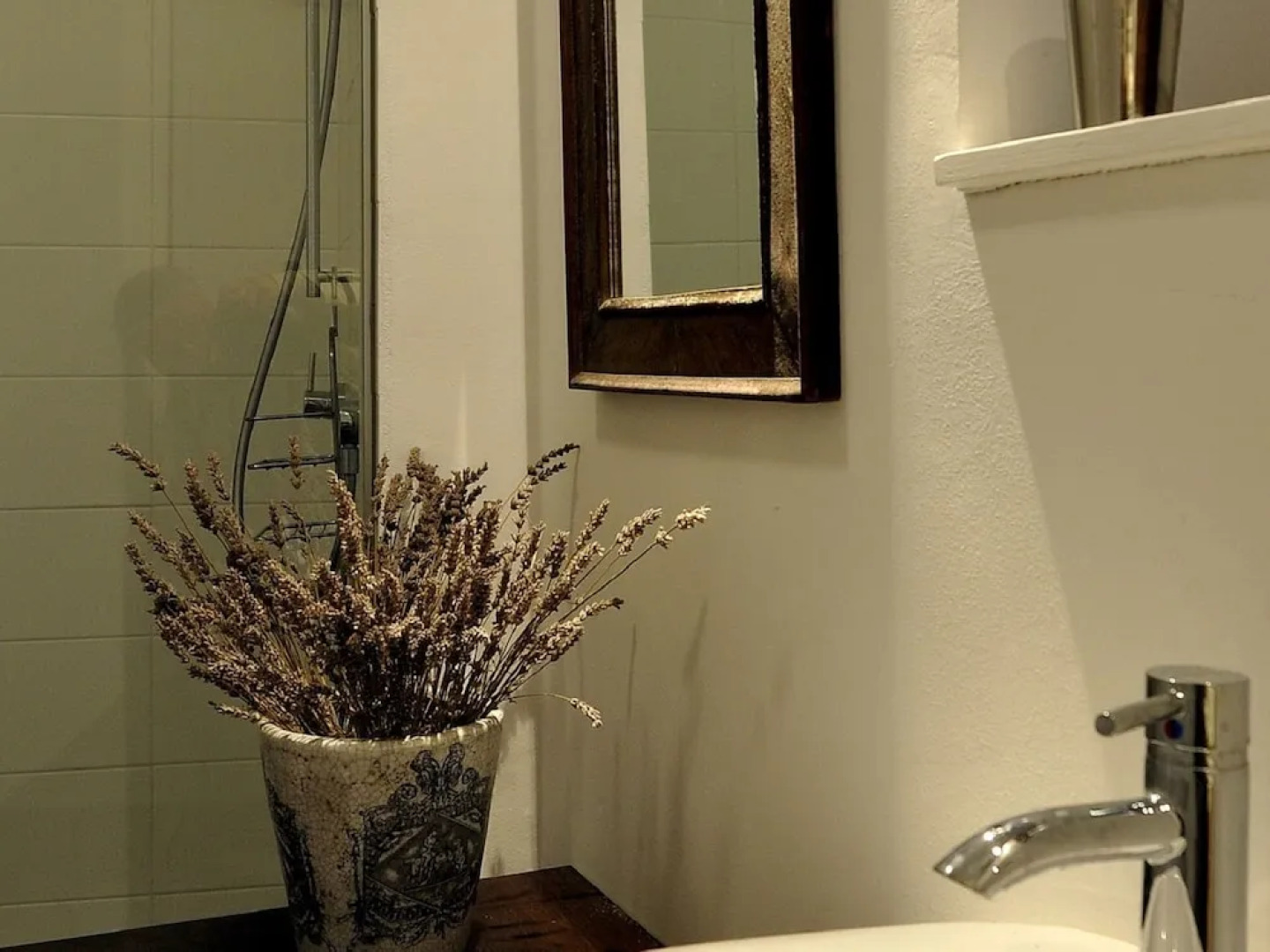 Stylish, Quiet and Beautiful Views Villa With a Pool