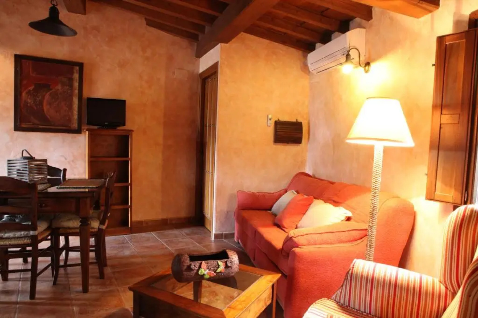 Apartamentos Rurales La Solana