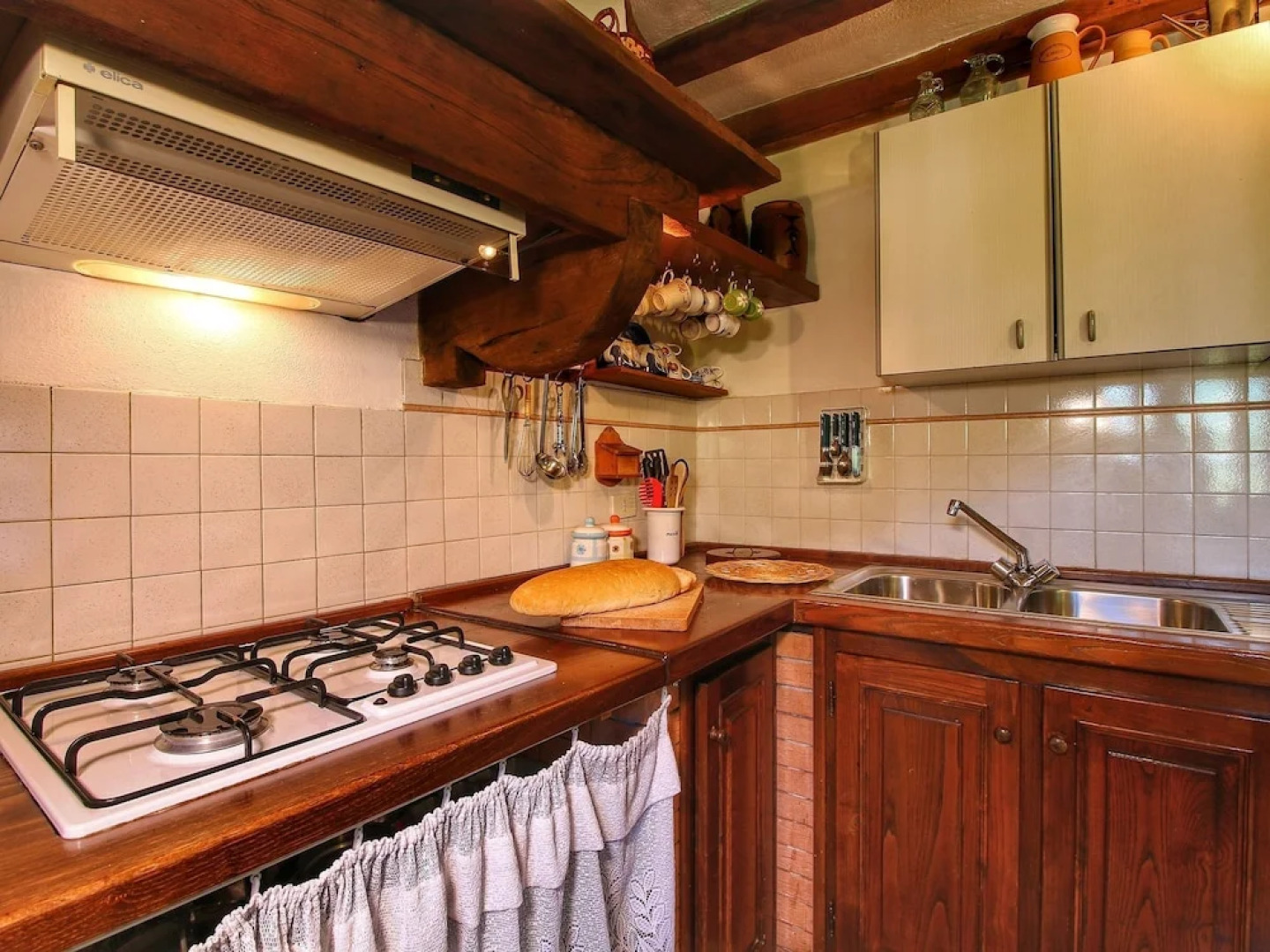 Mountain-view Apartment in Citta di Castello With Pool