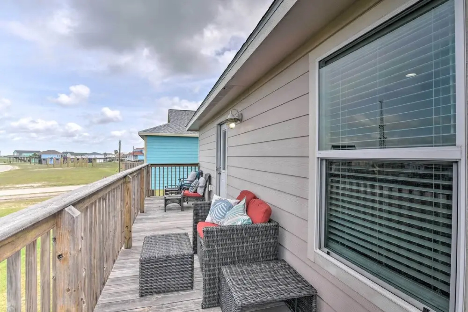 Private Beach Access: Coastal Freeport Home!