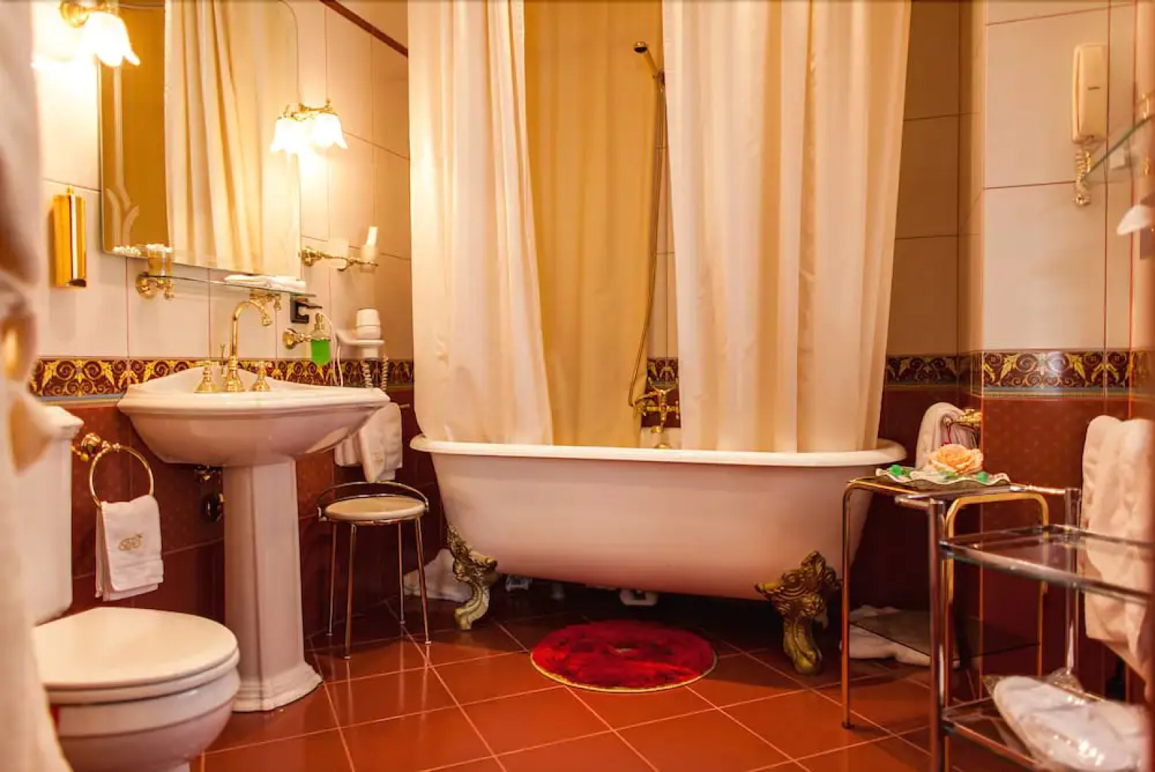 TB Palace Hotel & SPA