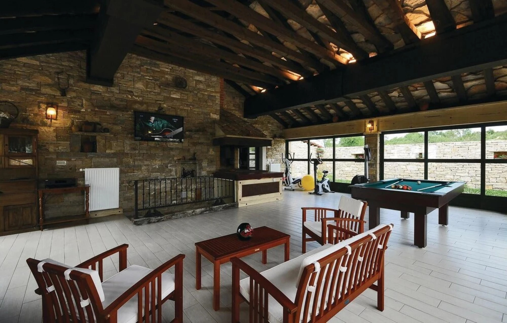 Nice Home in Lisicic With Wifi and 3 Bedrooms