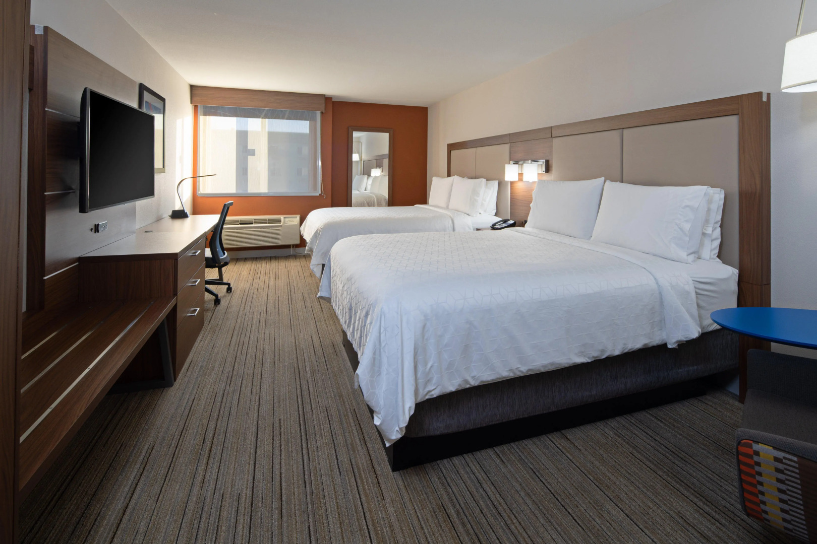 Holiday Inn Express Hotel & Suites SeaTac by IHG
