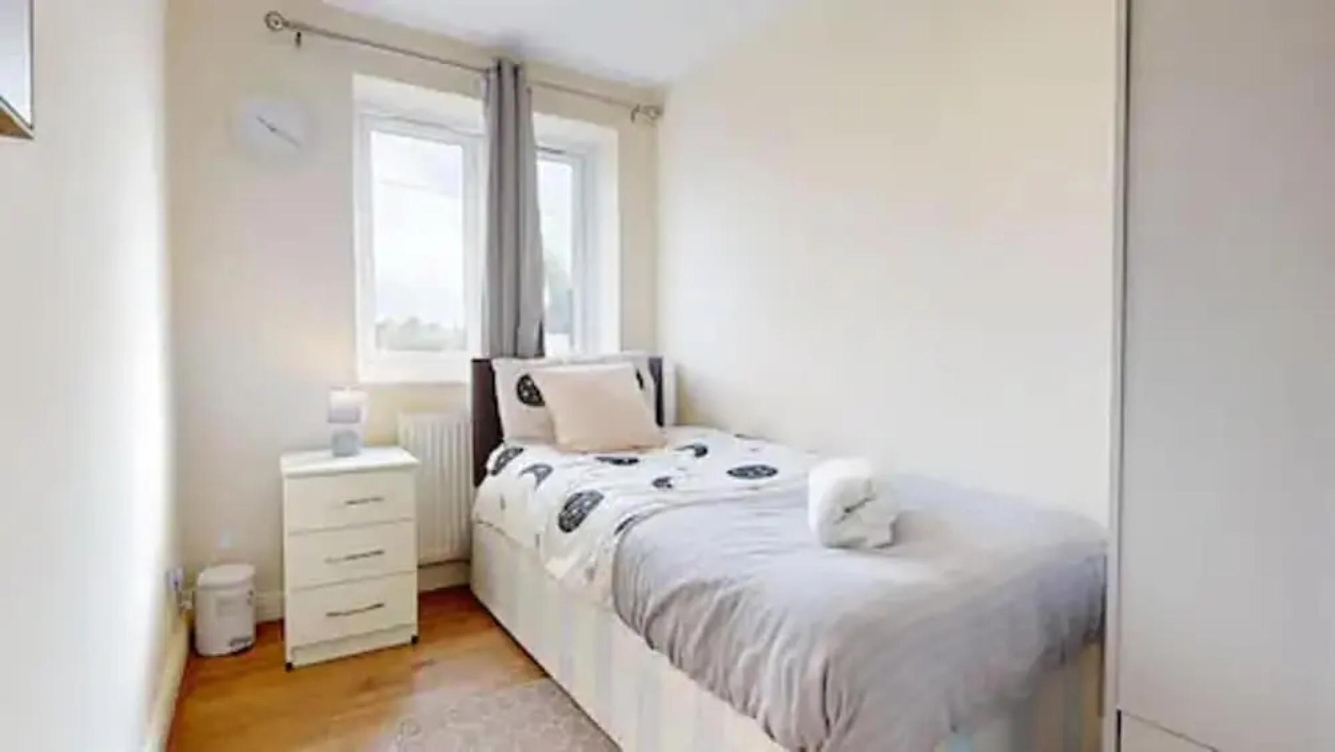 Captivating 2-bed Apartment in Stanford-le-hope