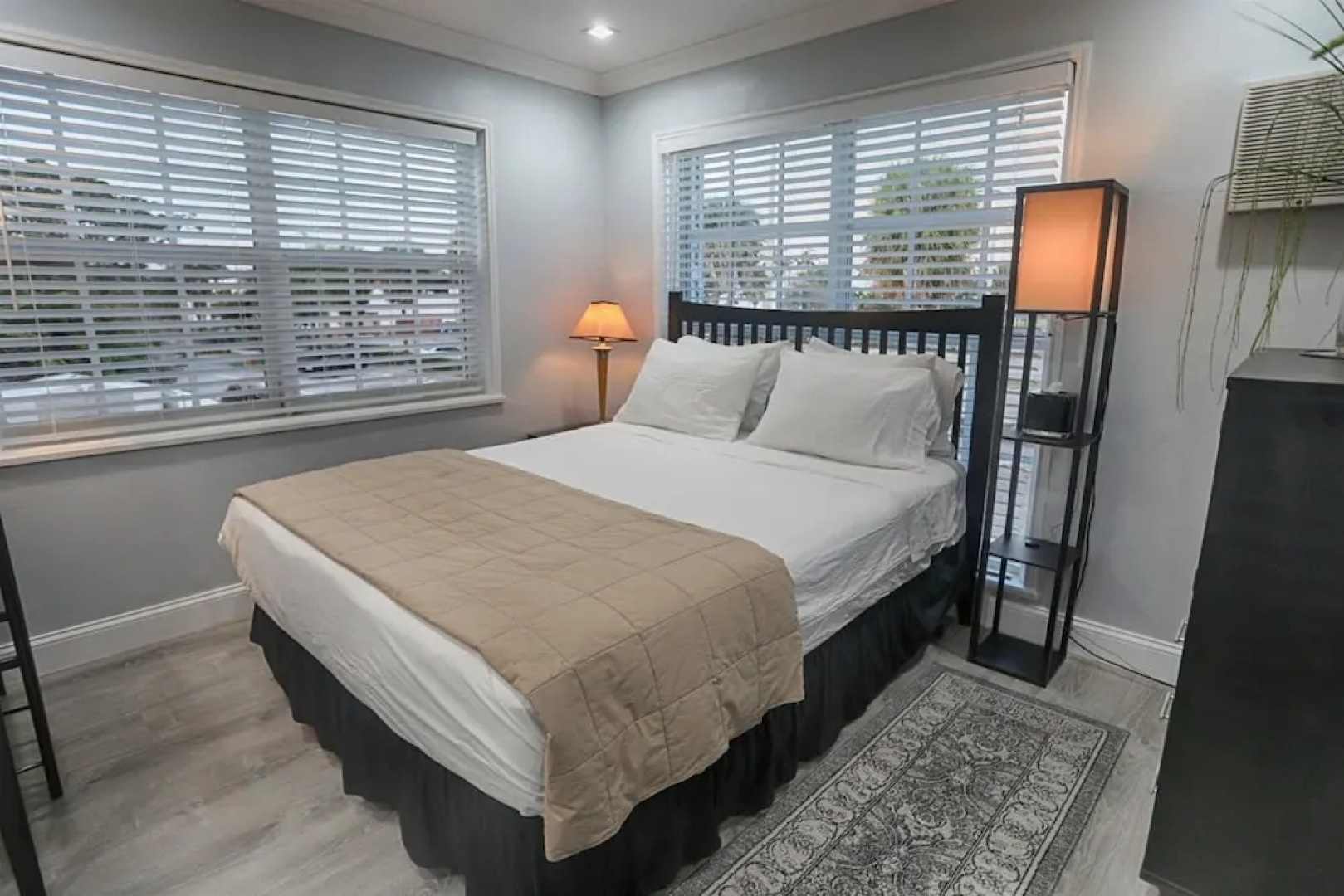 Boca Chica Frank`s Key West Experience