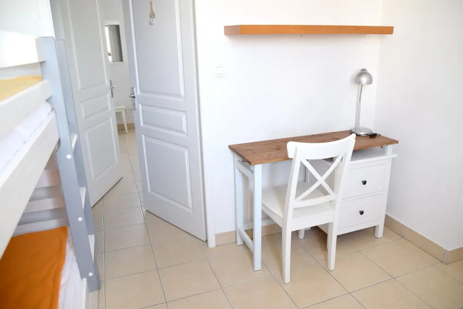 House With 2 Bedrooms in Vaux-sur-mer, With Pool Access, Enclosed Gard