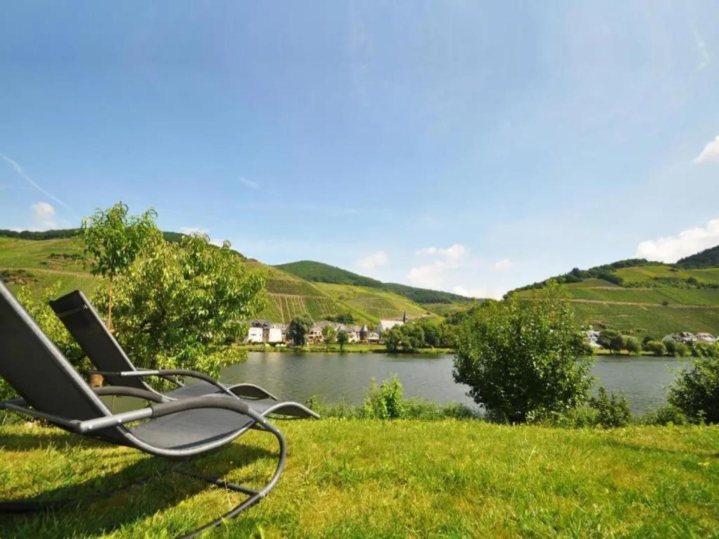 Ferienwohnung am Moselufer
