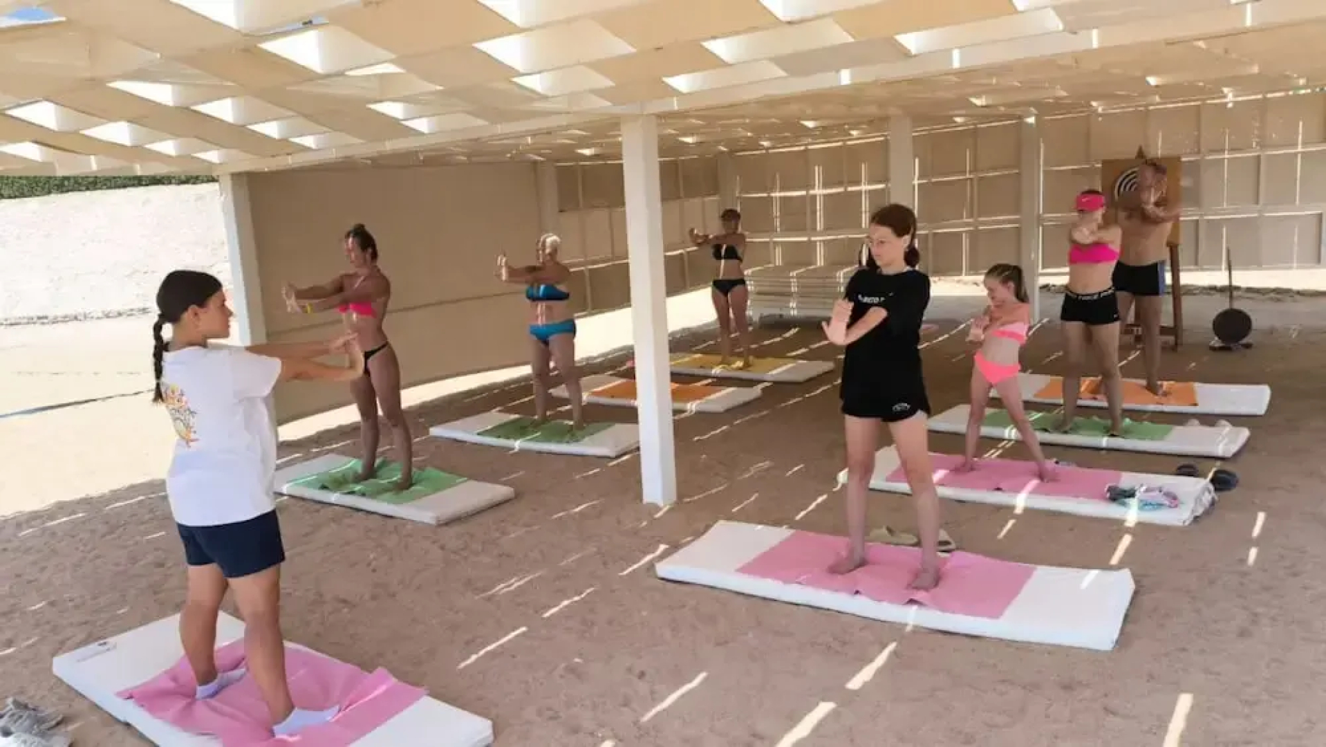 Sirena Beach Resort  Spa