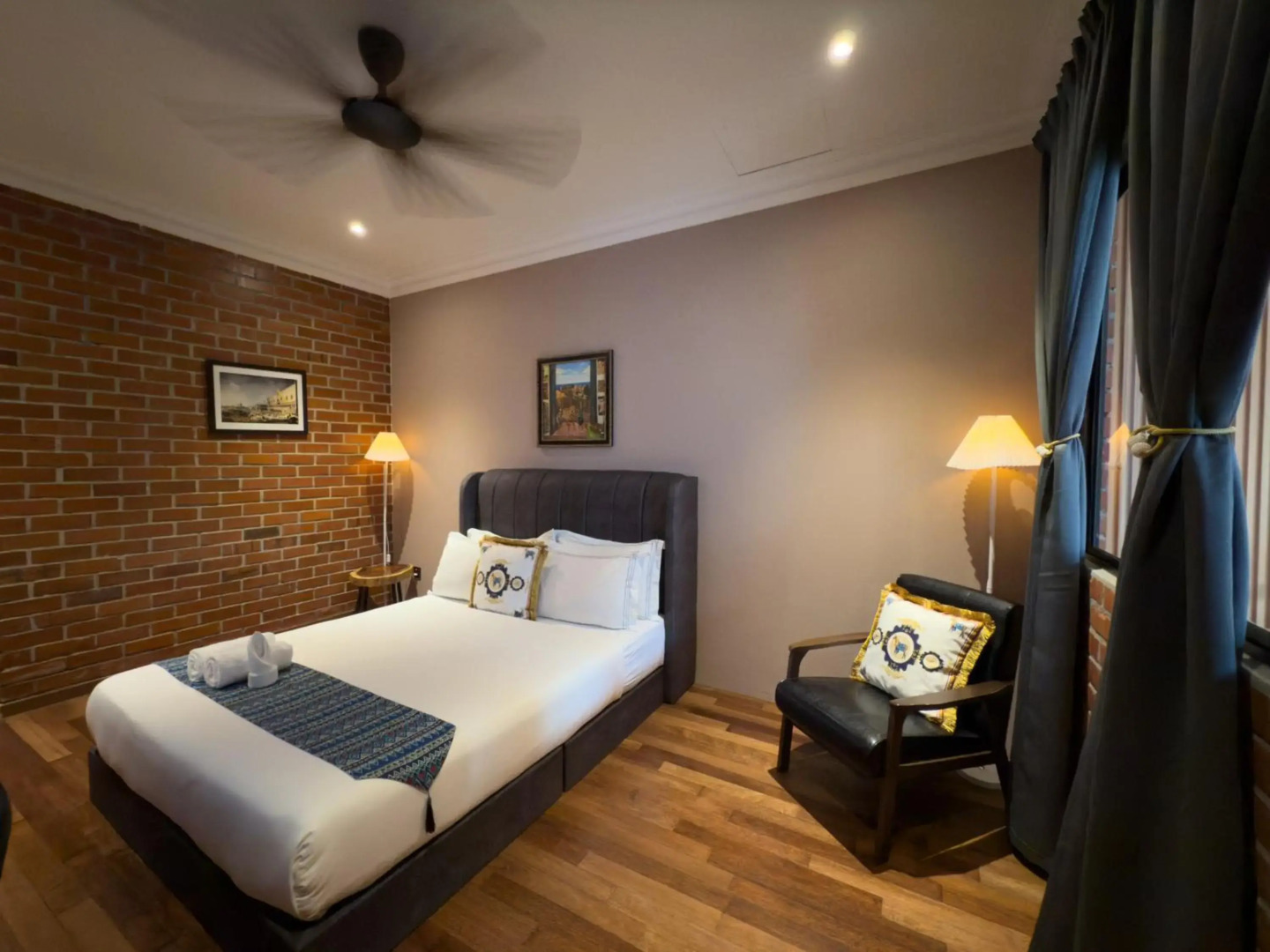 Reunion Heritage House