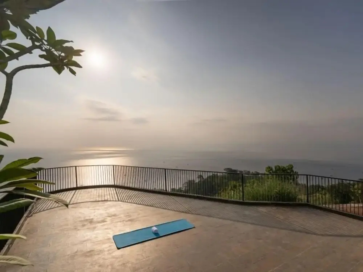 Laska Hotel Resort Ciletuh