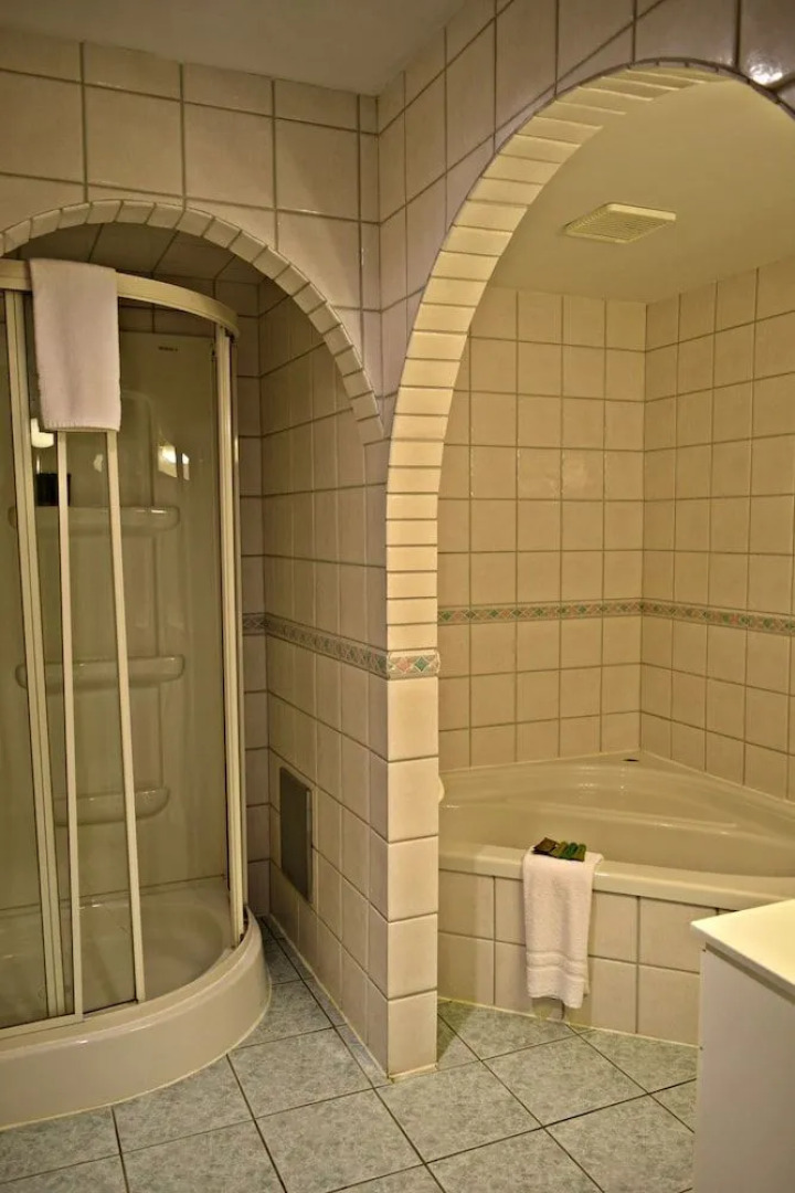 Bonnyville Manor - Centre Suite Inns