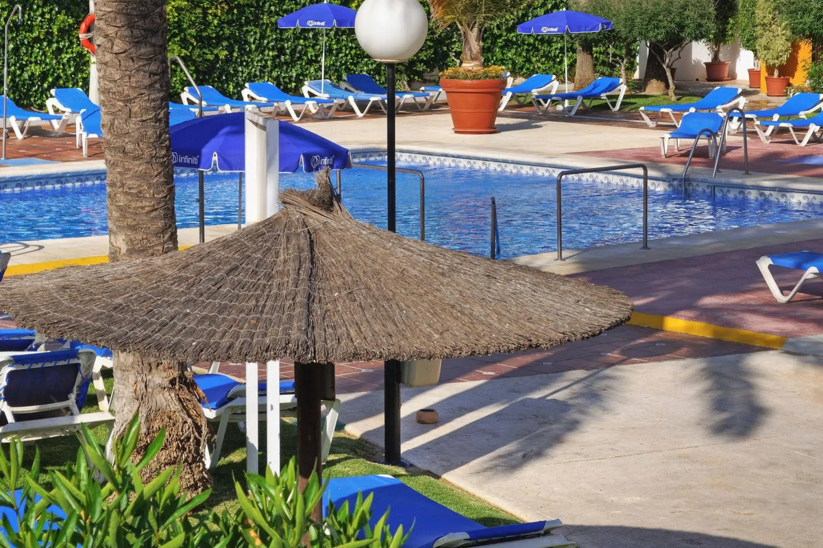 ALEGRIA Infiniti Beach Resort