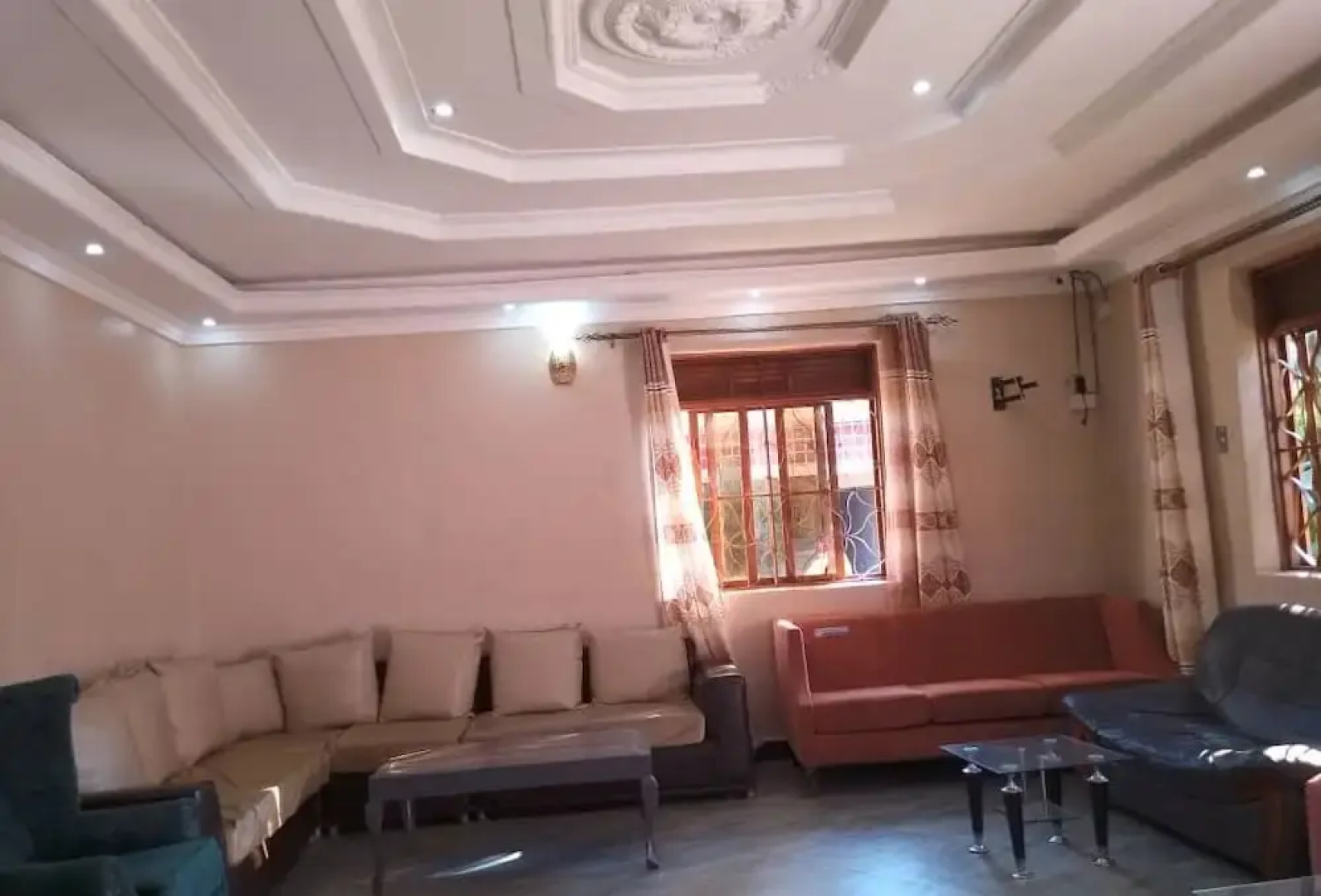 Green Gardens Busia Hotel