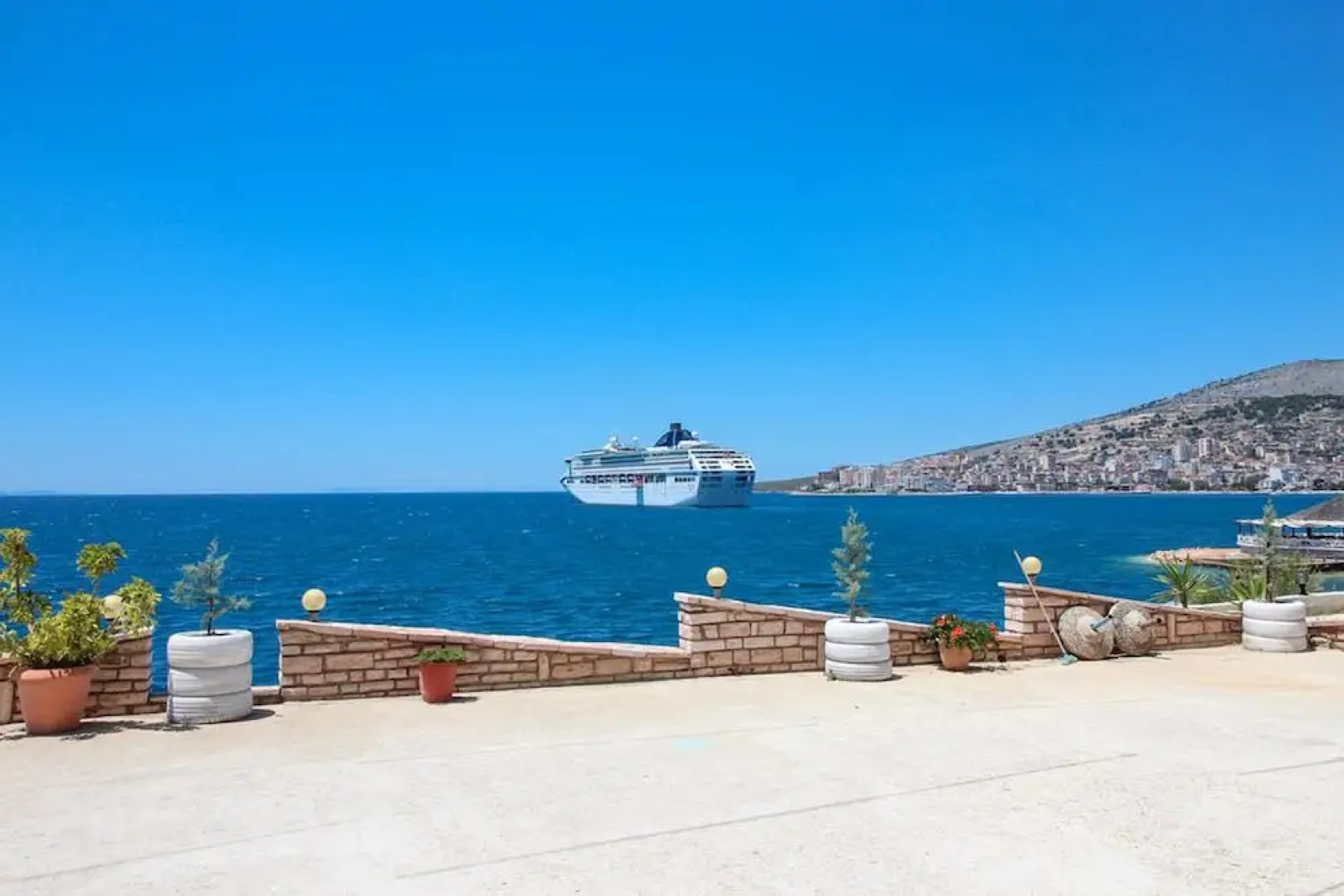 Blue Bay Hotel