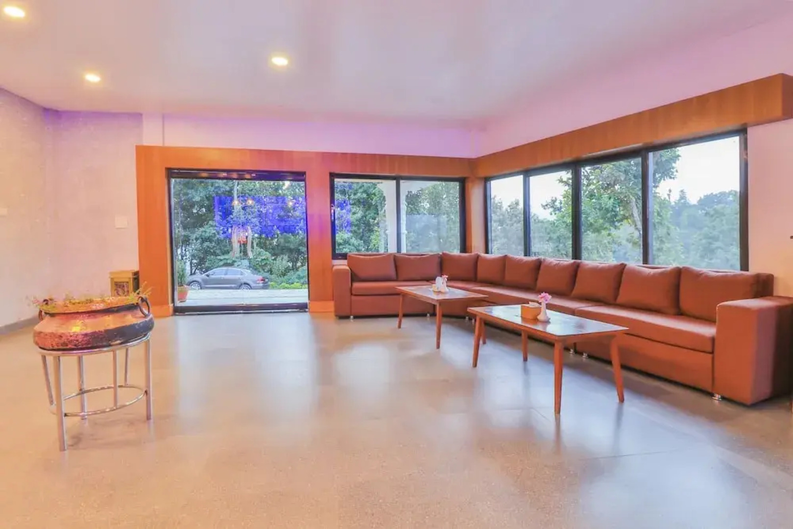 Capital O 653 Seven Lakes Resort