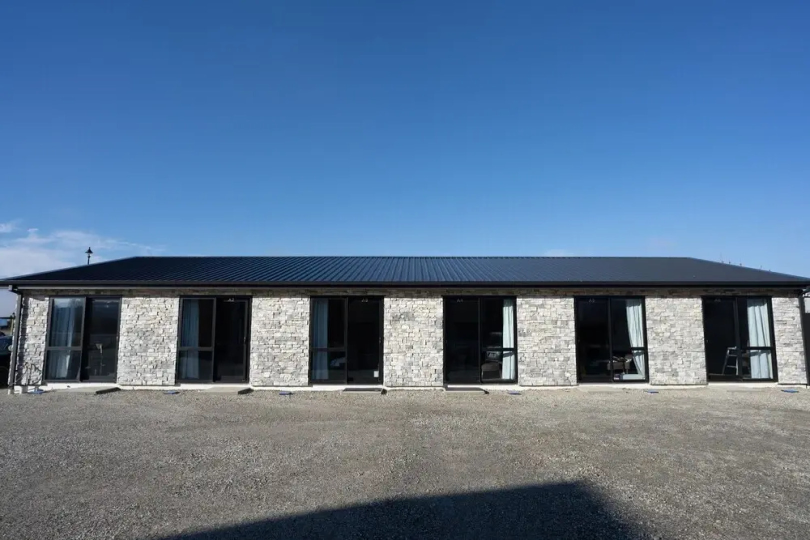 JillyLan Village Apartment