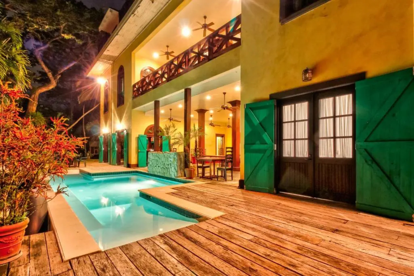 Mahogany Hall Private Retreat
