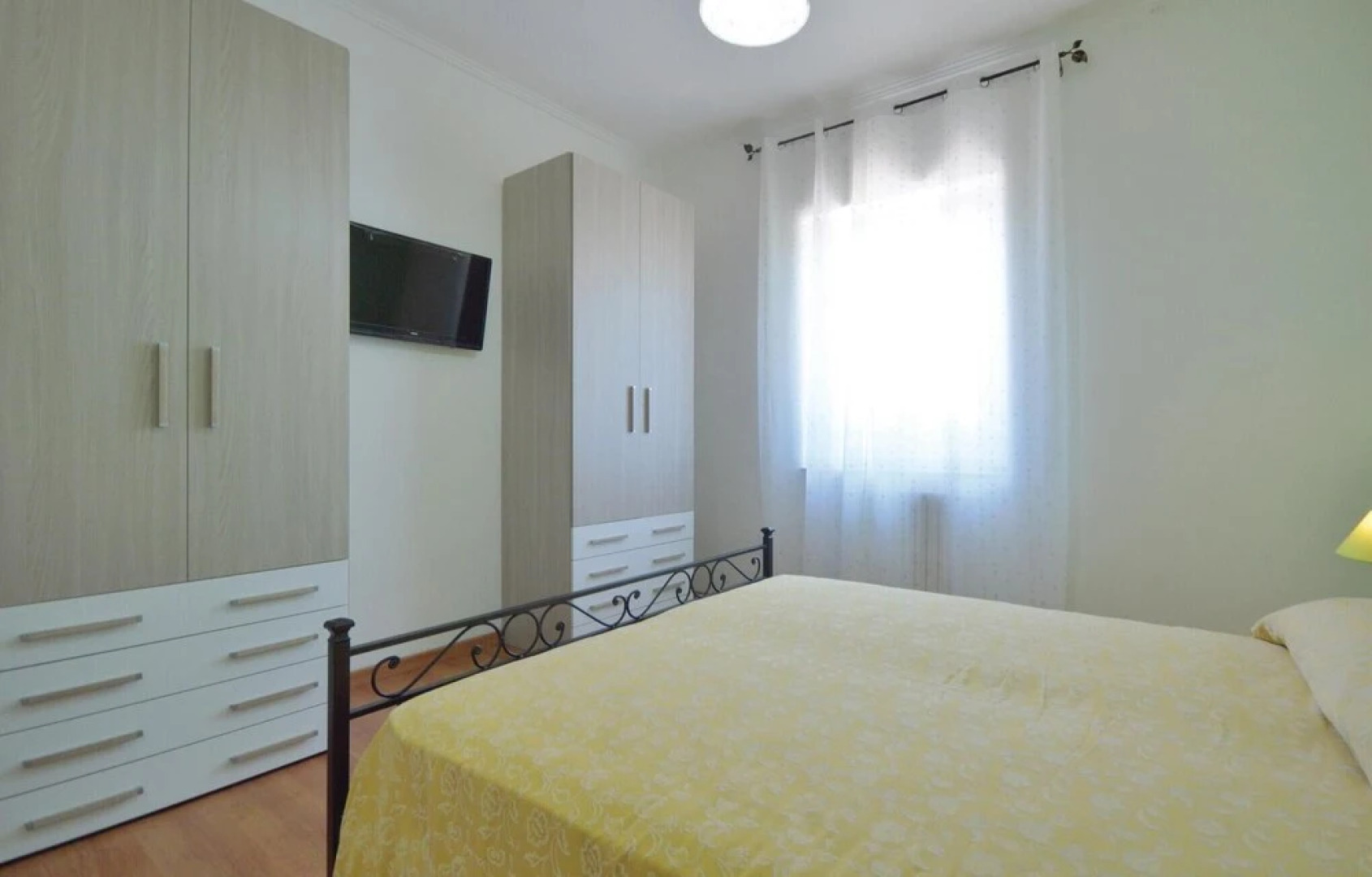 Stunning Home in Canale Monterano -rm- With 4 Bedrooms and Wifi