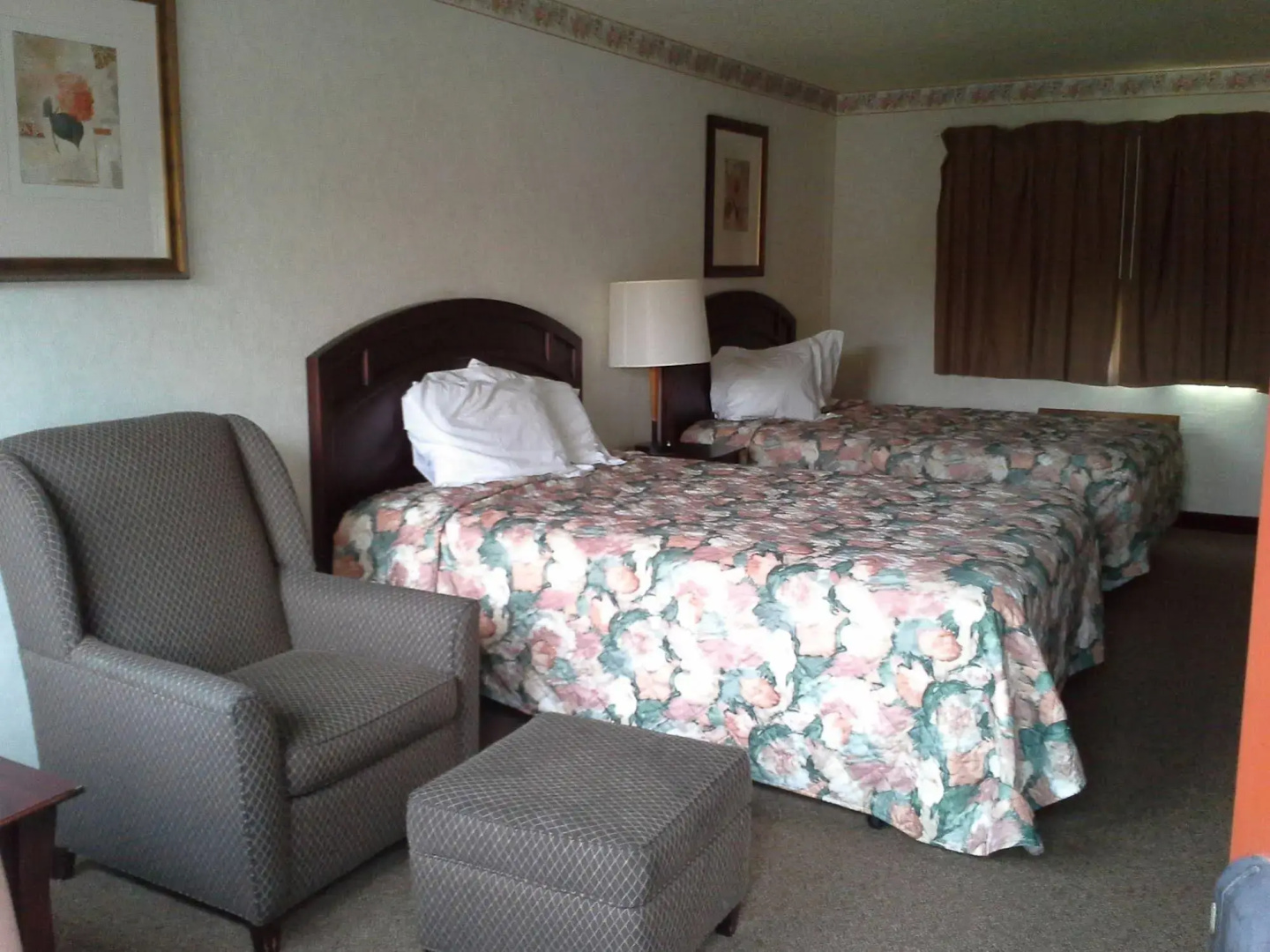 Richland Inn and Suites